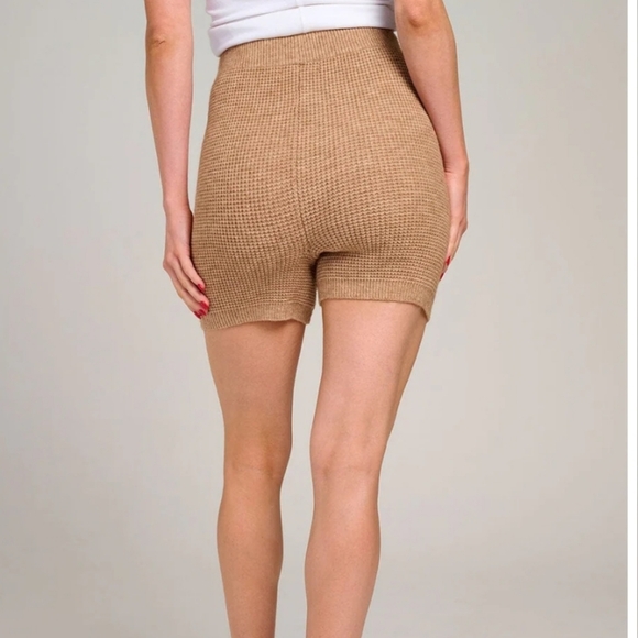 New Elastic Waist Knit Shorts - Picture 5 of 5